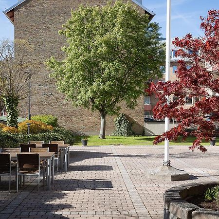 Drottninggatans Vandrarhem Karlskrona Exterior foto