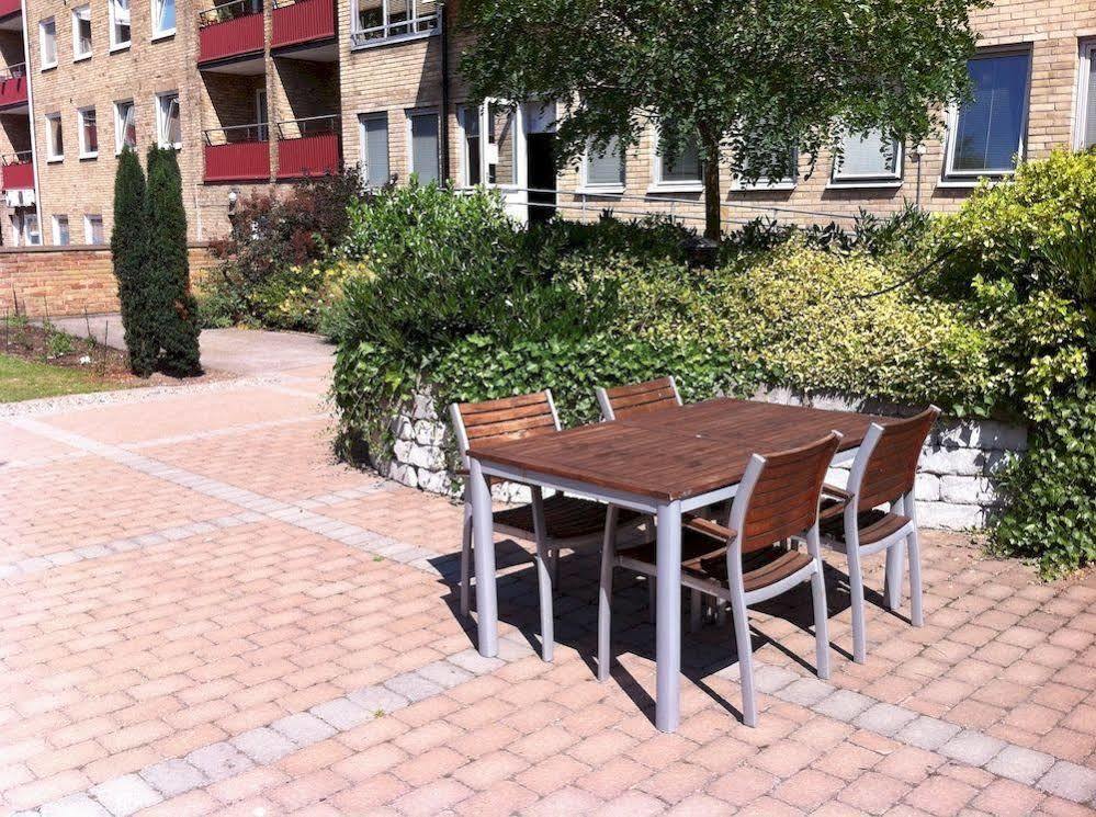 Drottninggatans Vandrarhem Karlskrona Exterior foto